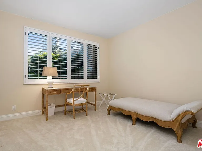 2132 Century Park Ln #103 — Photo 35