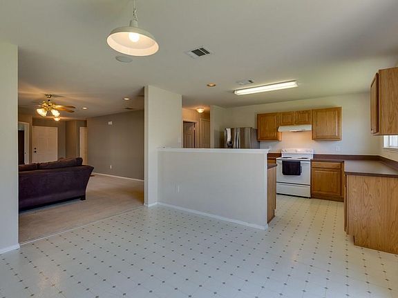 5th image of 7128 Canisius Ct