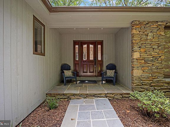 2nd image of 625 Sean Dr