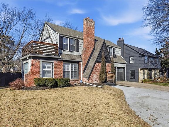 2nd image of 6928 Wornall Rd