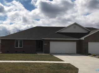 1133 Cambridge Blvd, Bowling Green, OH 43402