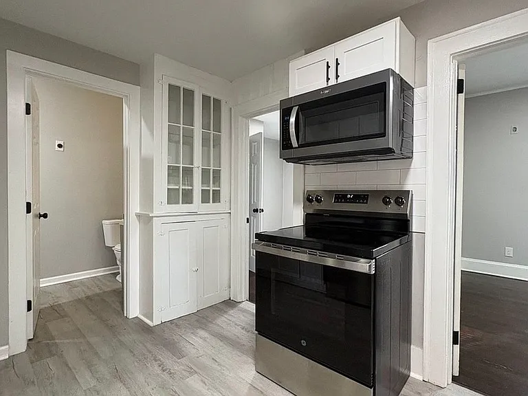 198 Main St #2 — Photo 2