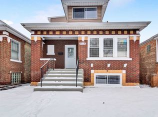 3719 Grove Ave, Berwyn, IL 60402