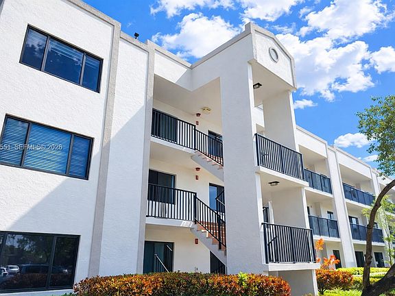2nd image of 10722 W Clairmont Cir #102