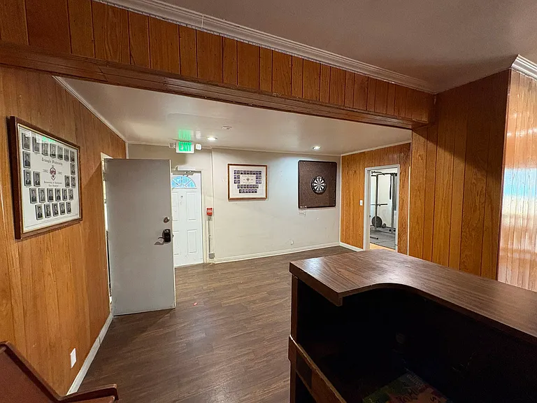 519 Landfair Ave — Photo 16