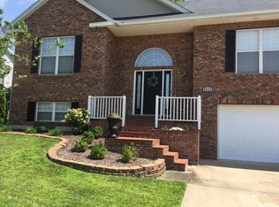 3811 Addison Dr, Columbia, MO 65203