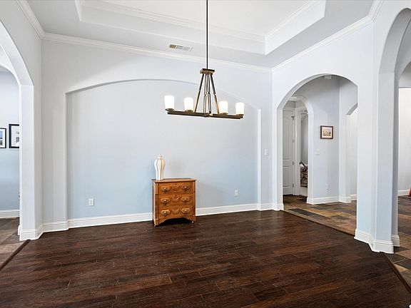 4th image of 5913 Lavon Dr
