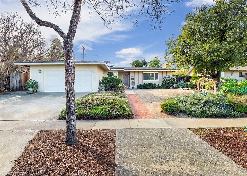 1st image of 430 E Hacienda Dr
