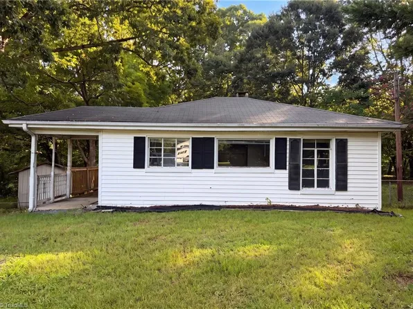 2656 W Old Us Highway 64, Lexington, NC 27295