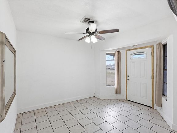 5th image of 2802 Comanche St