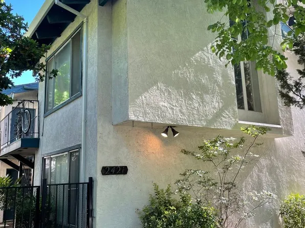 IST2421, 2421 I St APT 9, Sacramento, CA 95816