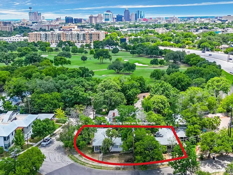 668 E Woodlawn Ave #3 — Photo 1