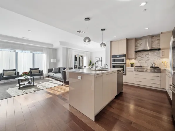 150 Henley Pl APT 411, Gardens, NJ 07086