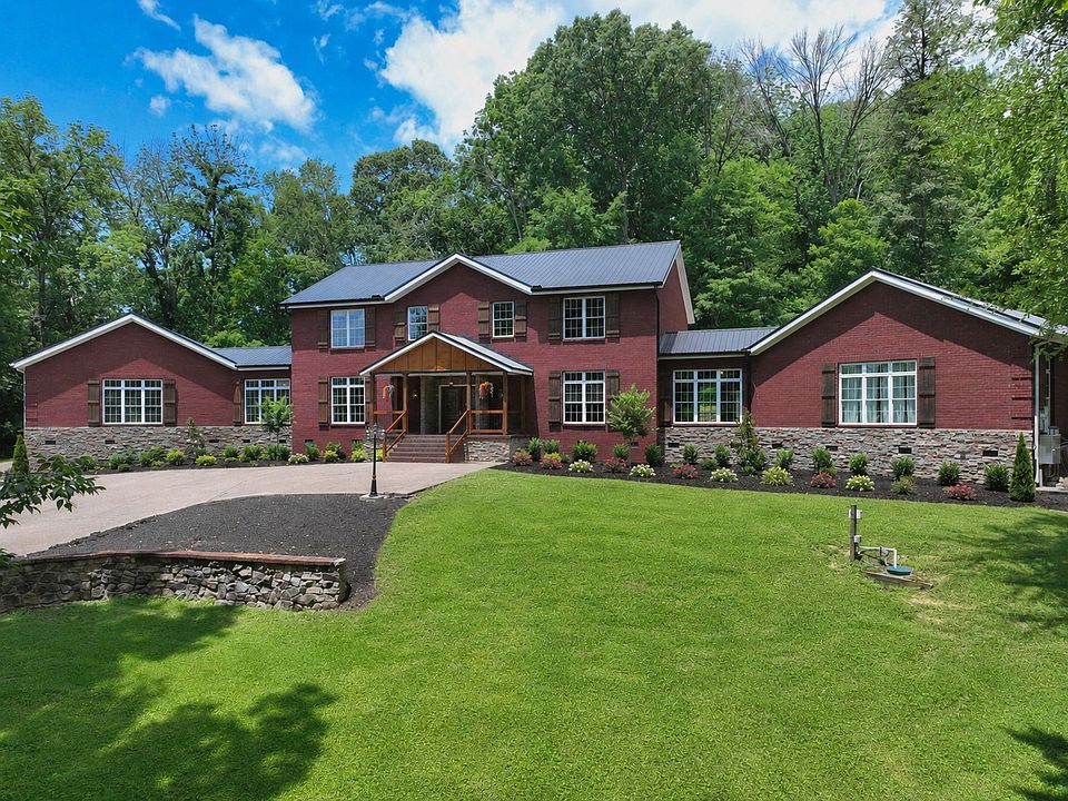 1st image of 125 Happy Hollow Rd