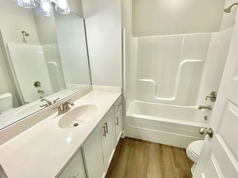 305 Azalea Dr — Photo 12