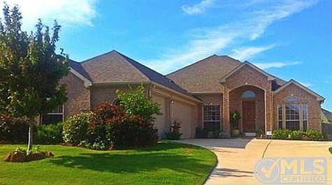 1st image of 325 Equine Ln