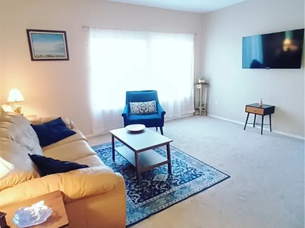 2030 Rancho Lake Dr Unit 208, Las Vegas, NV 89108