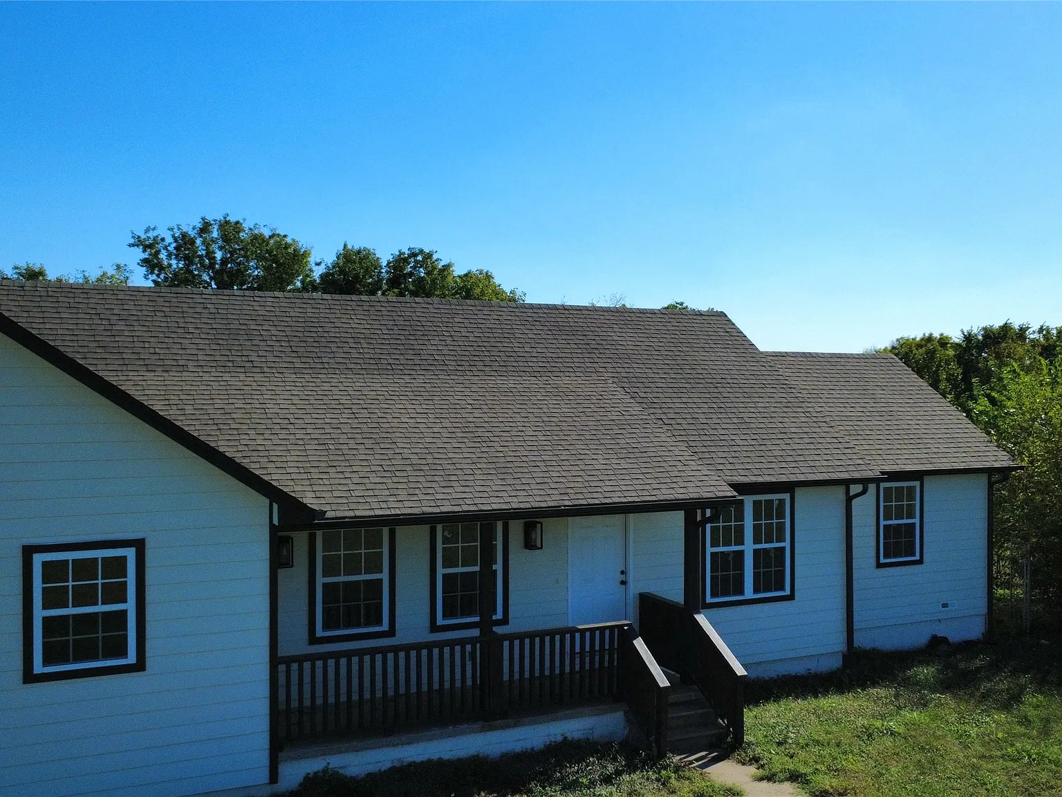 3 bed, 2.0 bath, 1602 sqft, $1,800 — Photo 3
