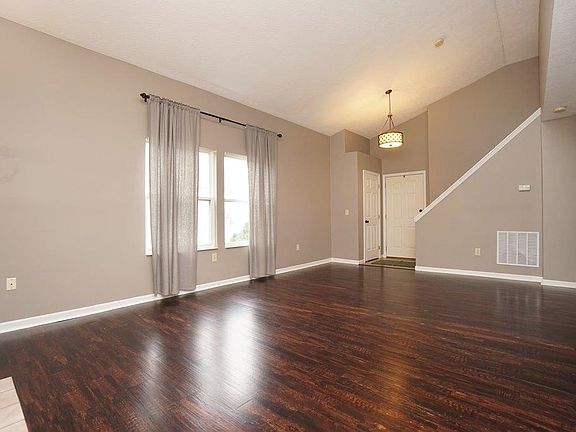 5th image of 7523 Haverhill Ln