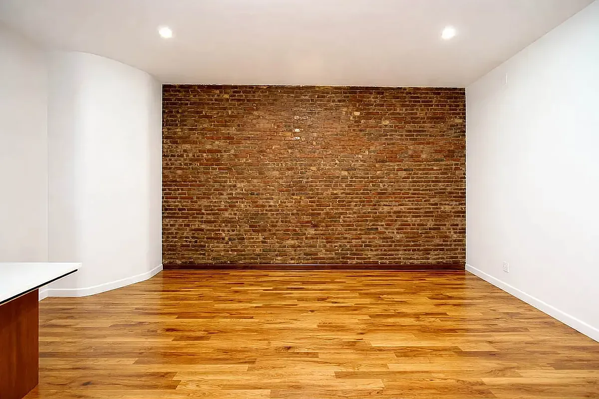 Building Photo - 250 E 50th St #4N
