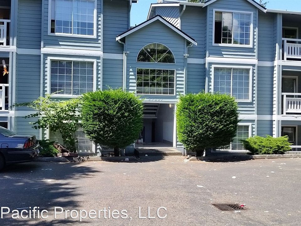 1st image of 21607 30th Ave S APT 4