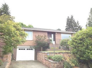 823 NE 104th St, Seattle, WA 98125