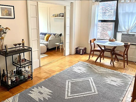 3rd image of 415 Saint Johns Pl #16