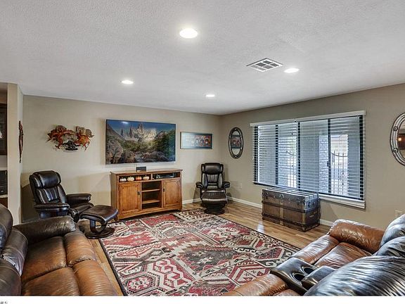 5th image of 12615 W Gable Hill Dr