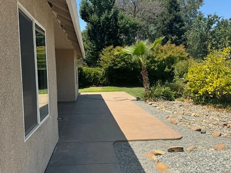 1390 Empress Ln — Photo 26