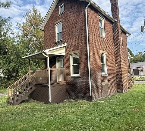 2nd image of 235 Langley St