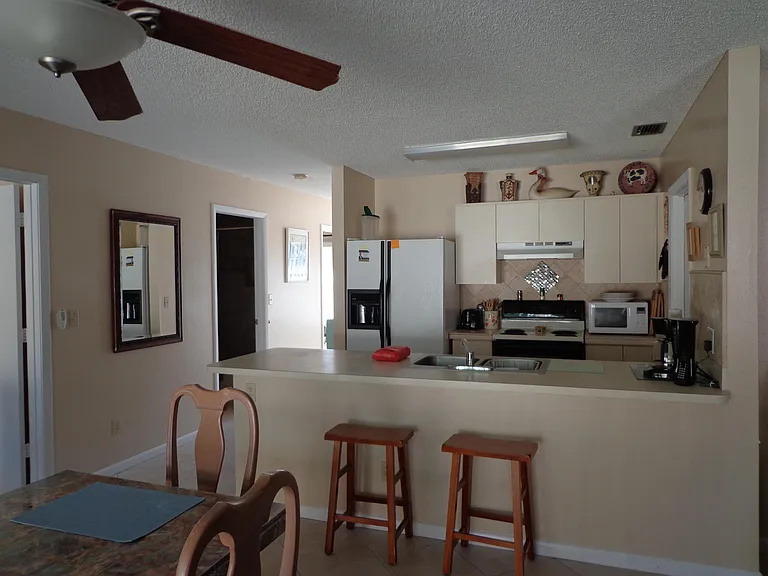 1168 Amaryllis Ct — Photo 12