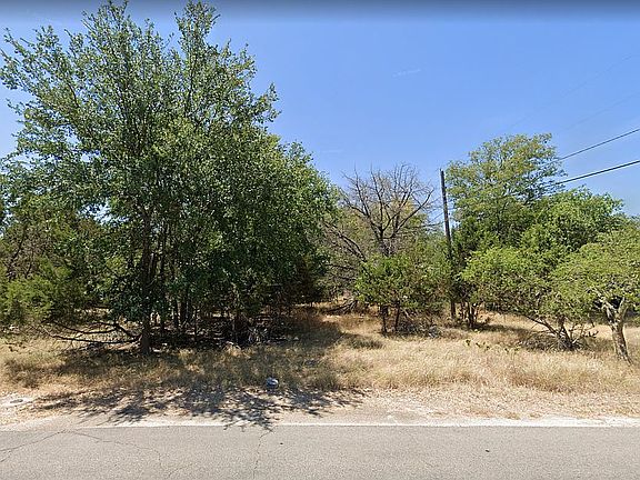 3rd image of 48 Lake Forest Dr
