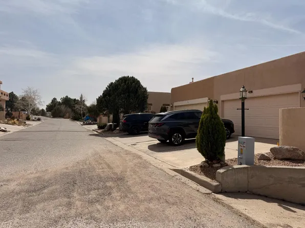 711-28 Tramway Pl NE, Albuquerque, NM 87122