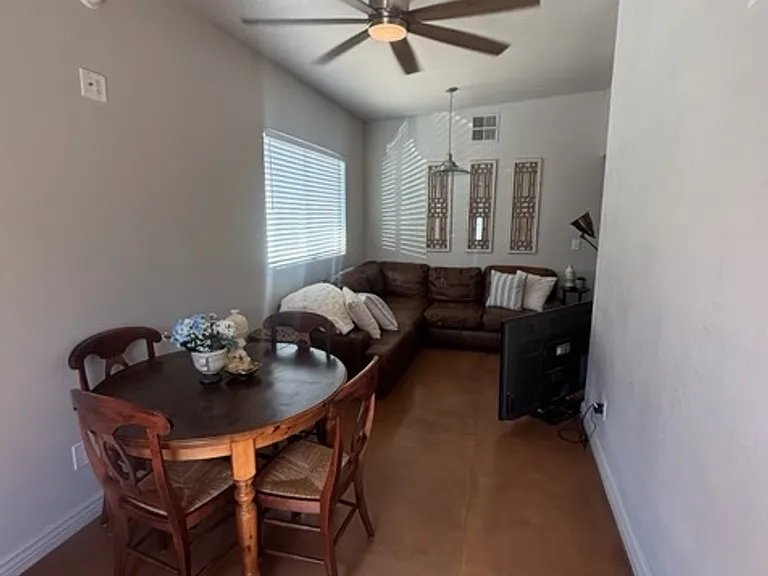 1840-1842 N Santa Rita Ave — Photo 18