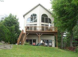 N63W33967 Lakeview Dr, Oconomowoc, WI 53066