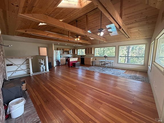 4th image of 5147 Ridgley Court