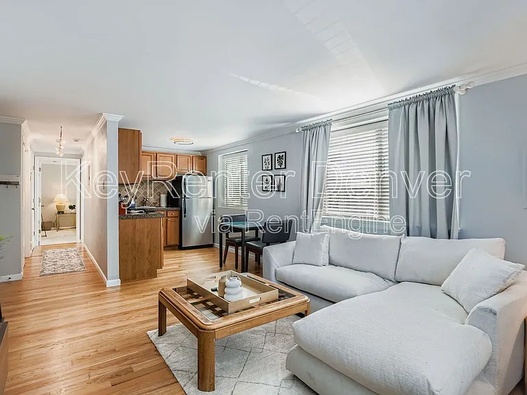 1327 N Steele St #203 — Photo 10