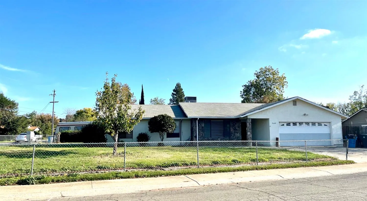 5669 Tish Cir photo 1