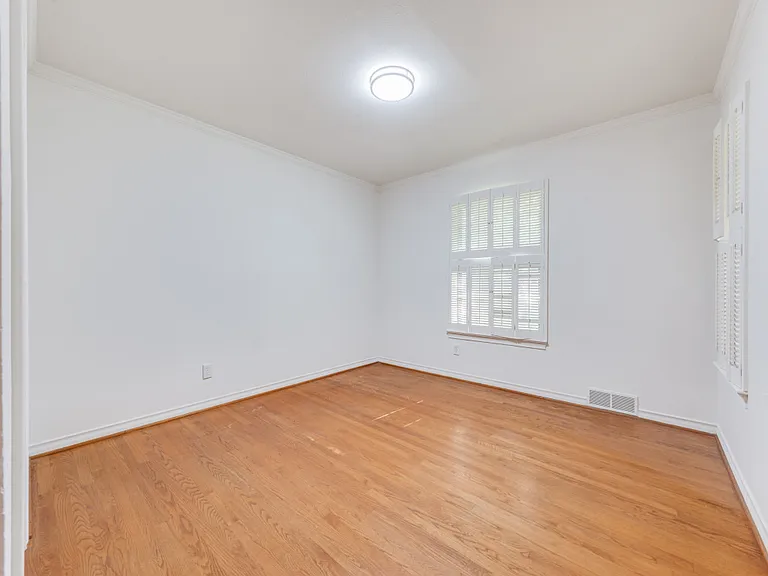 10715 Royal Springs Dr — Photo 7