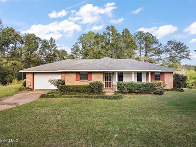 820 Memorial Dr, Braxton, MS, 39044