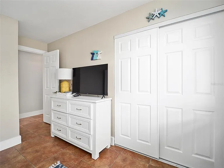 2 Cedar Ct — Photo 22