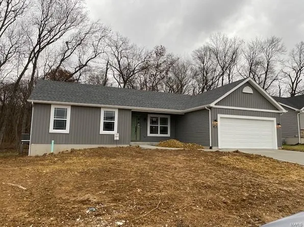 580 Lakewood Dr, Moscow Mills, MO 63362