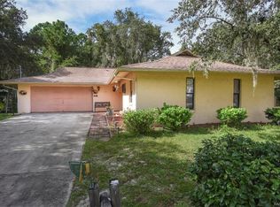 9652 E Peachtree Ln, Inverness, FL 34450