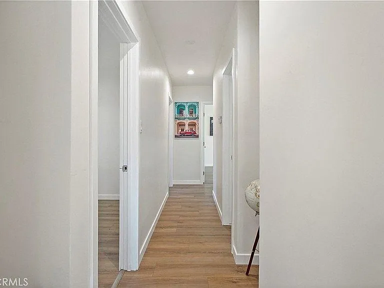 16757 Ludlow St — Photo 17
