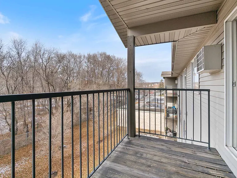 Dove Tree Apartments, Elk River, MN