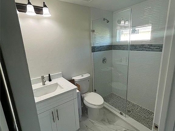 5th image of 4760 15th St SW #1