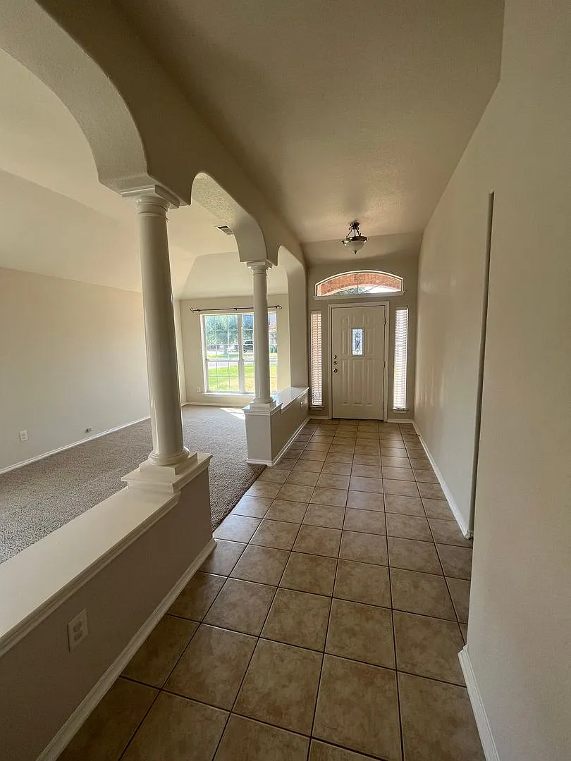 Great Location Wonderful Home — Photo 3