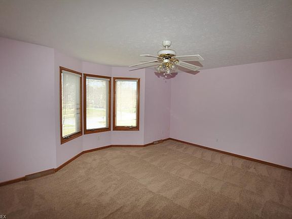 2nd image of 4625 Jessica Ln