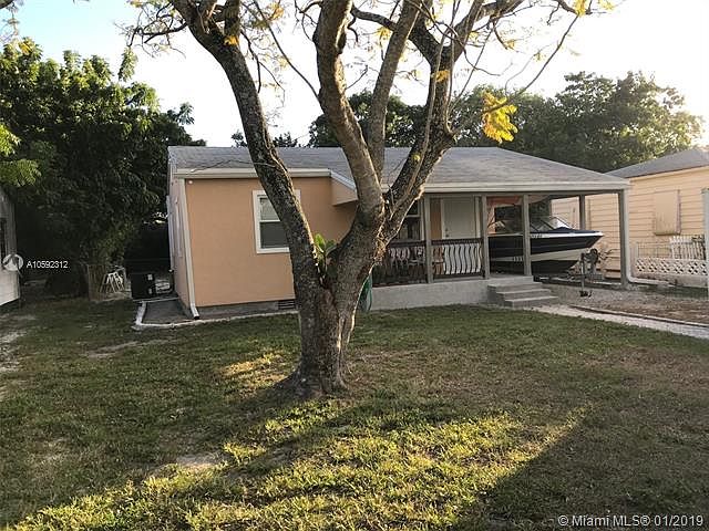 1st image of 206 SW 10th St