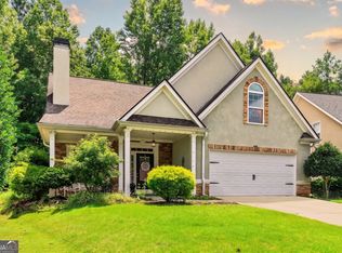 10 Fenway Ct, Newnan, GA 30265